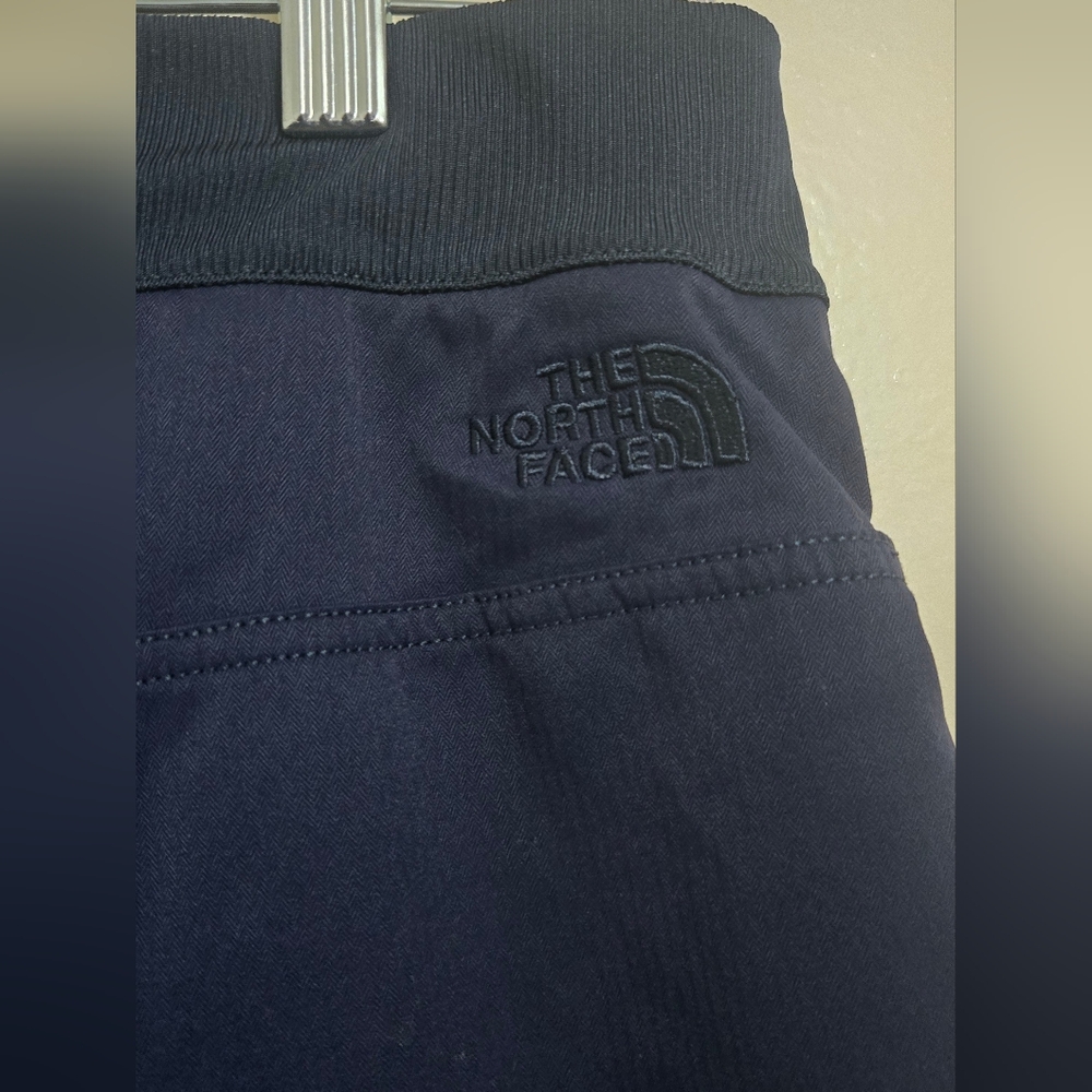 The North Face Women's Black Straight Leg Pants - Picture 3 of 4